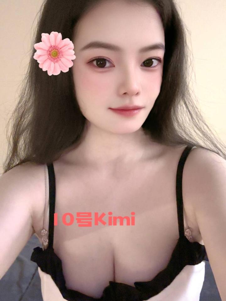 蒲种悠乐乐Kimi (1).jpg