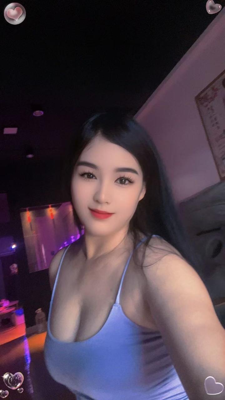 沙登鑫雨阁小薇 (1).jpg