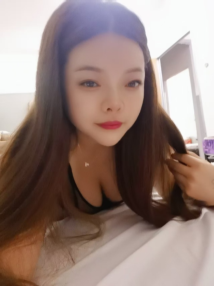 安邦贵妃甜甜003.jpg