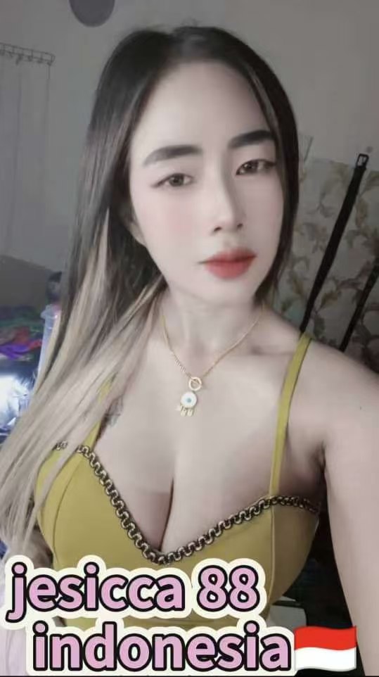 蕉赖皇冠店长007.jpg