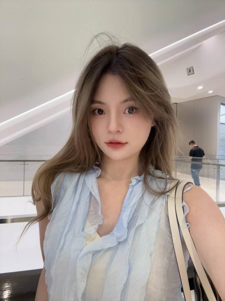 蒲种悠乐乐妮可 (1).jpg