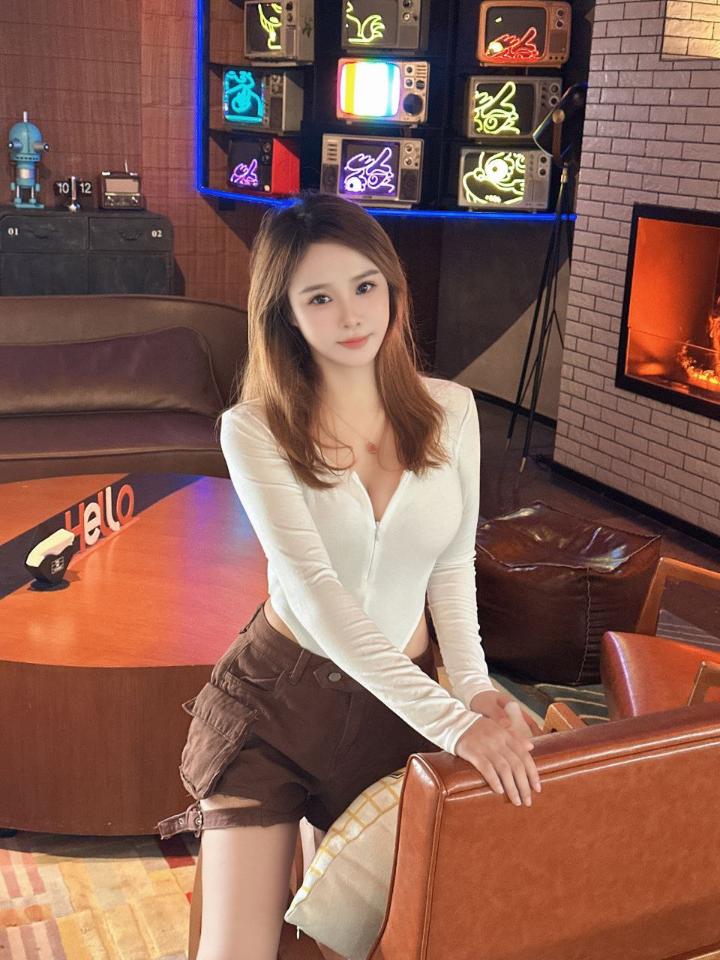 古仔悦然莉莉 (8).jpg