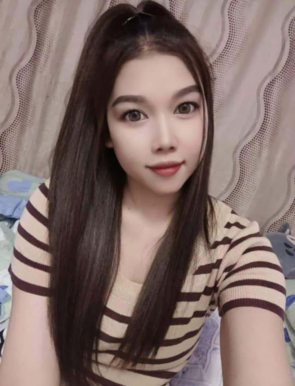 SS15 Barefoot reflexology002.jpg