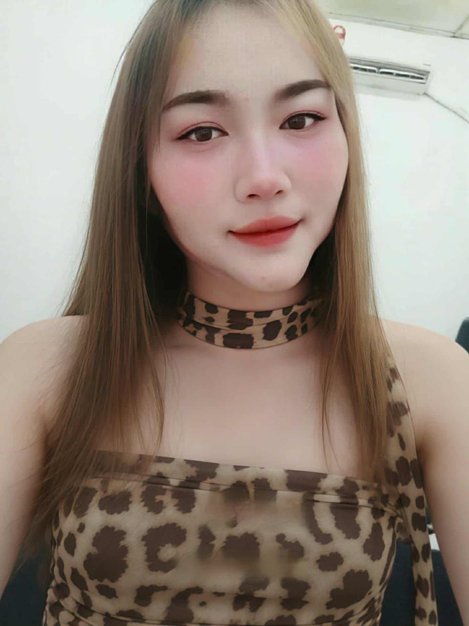 SS15 Barefoot reflexology006.jpg